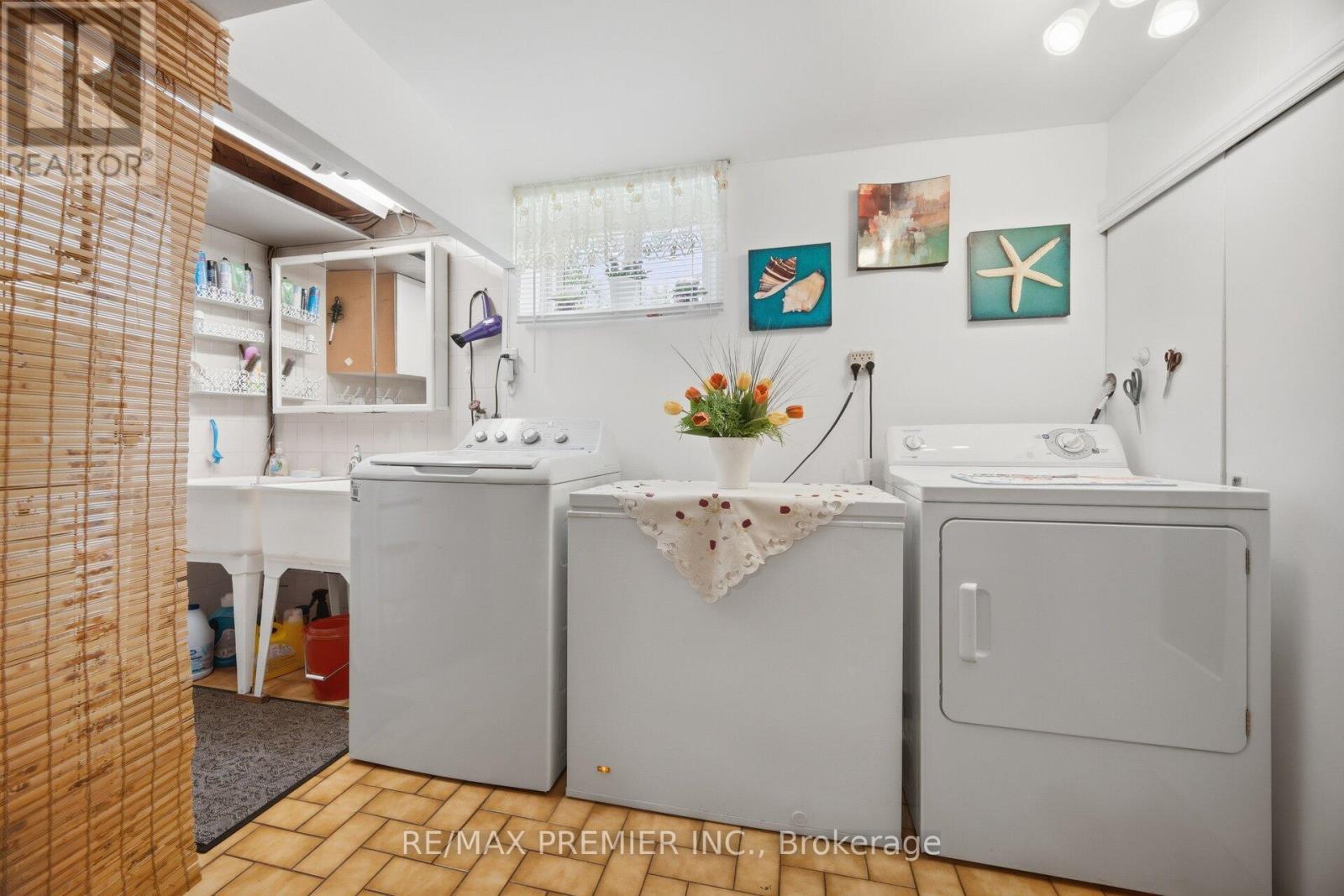 11 KINNIE COURT - 23