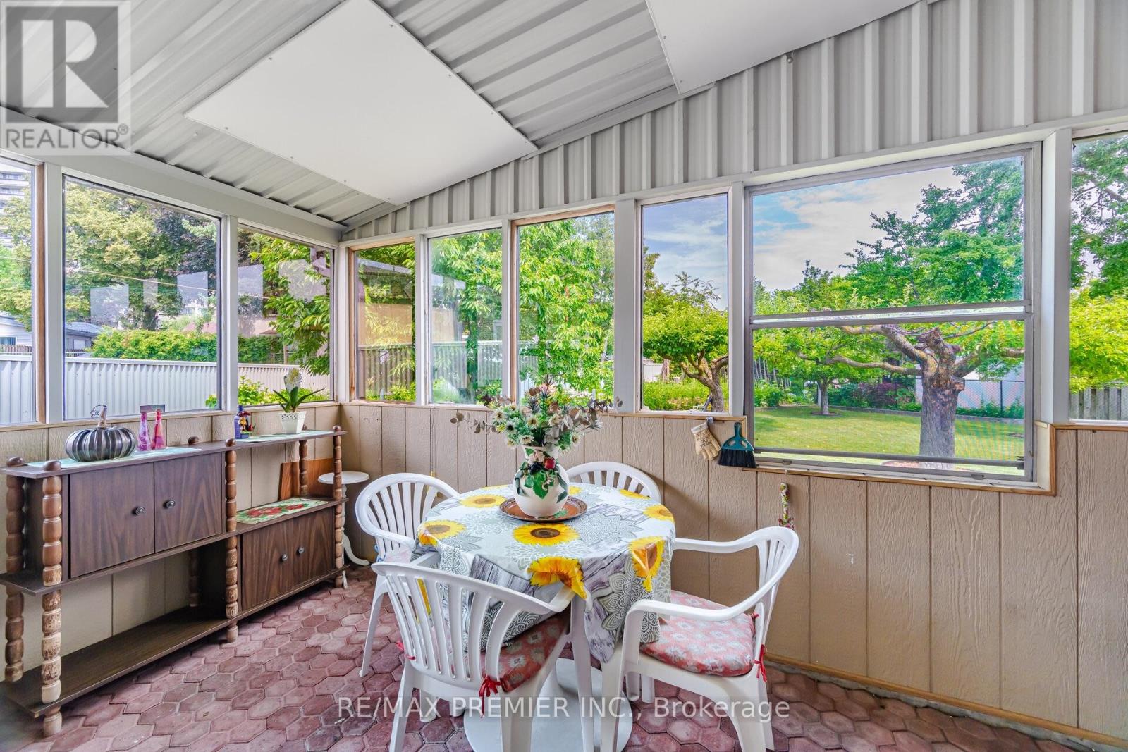 11 KINNIE COURT - 28