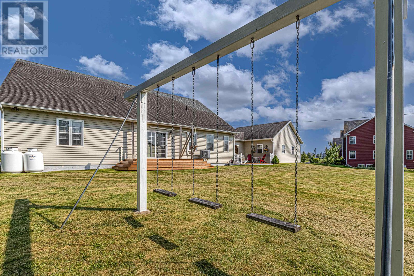 2 MULLAGHMORE Drive - 37