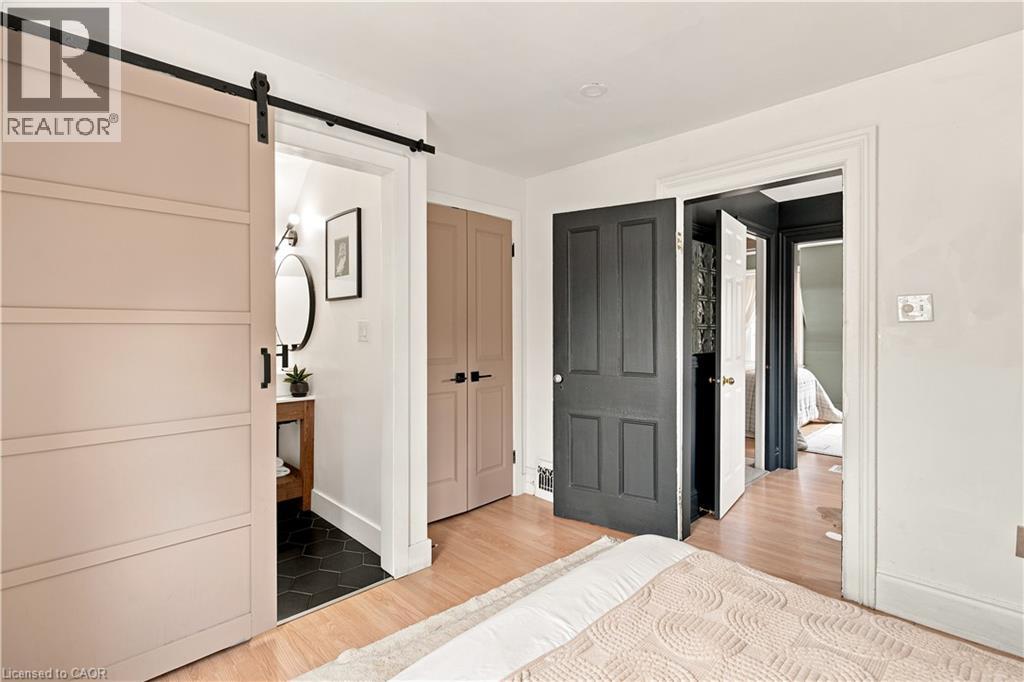 136 FALSTAFF Street - 33