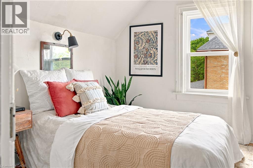 136 FALSTAFF Street - 37