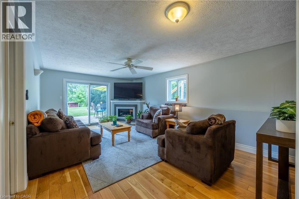 537 CONCESSION 3 TOWNSEND - 16