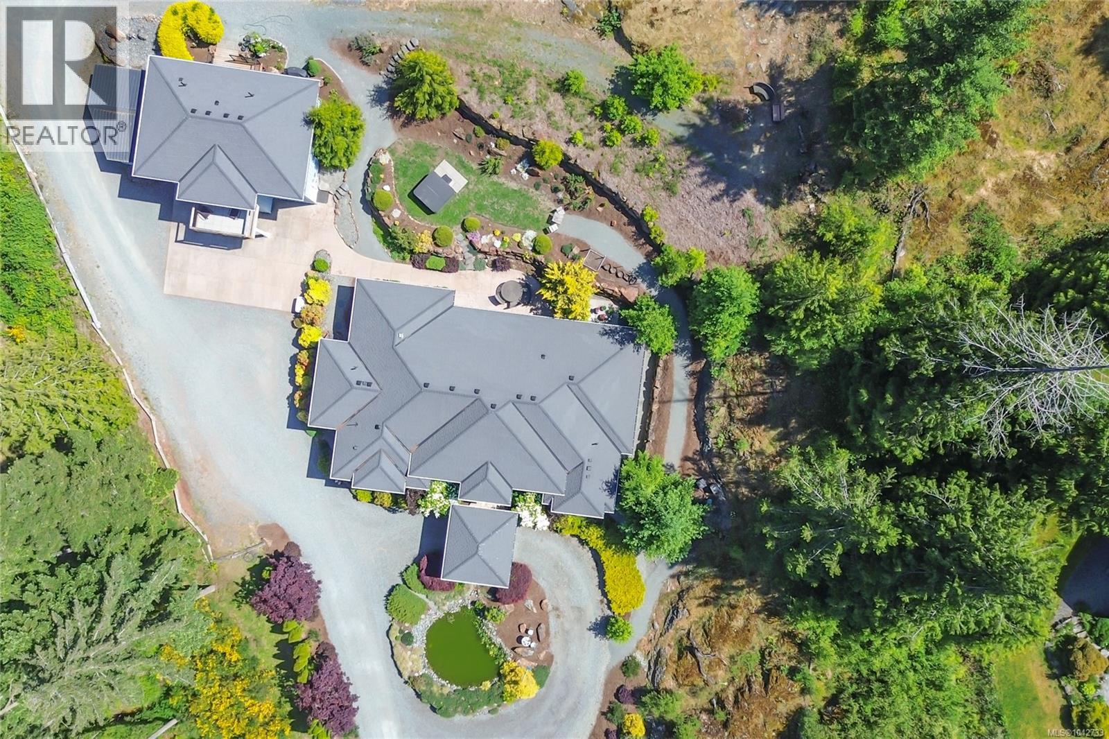 7487 Relke Rd - 2