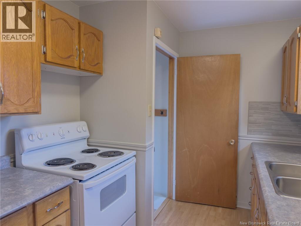 200 Simms Court - 7