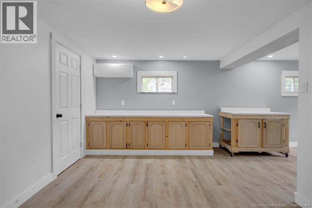 77 Law Avenue - Image 26