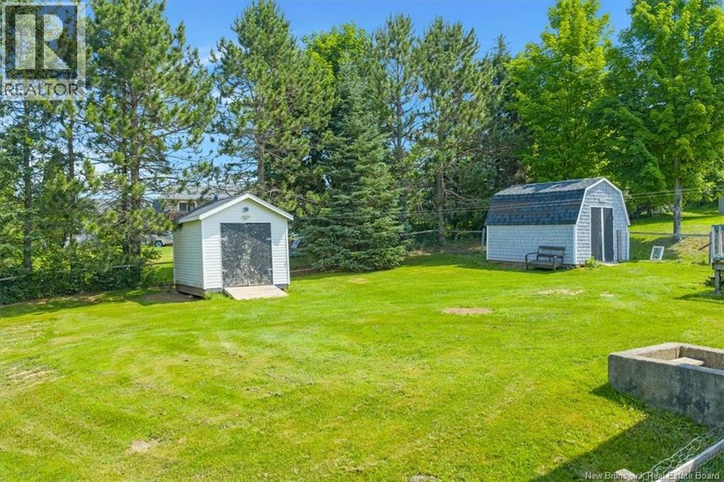 77 Law Avenue - Image 38
