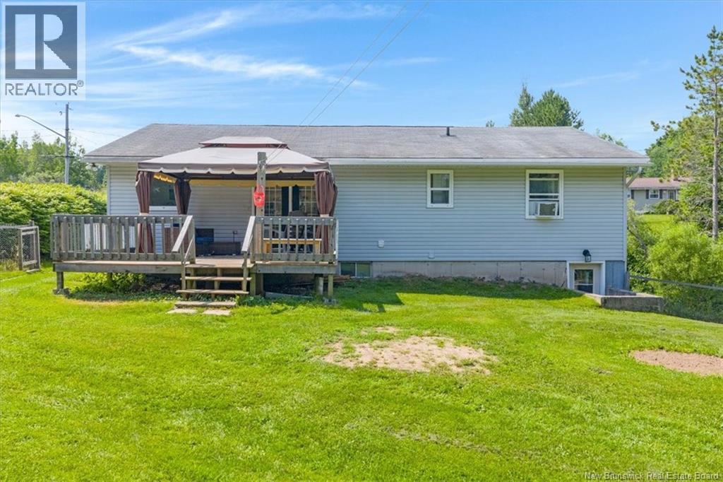 77 Law Avenue - Image 39