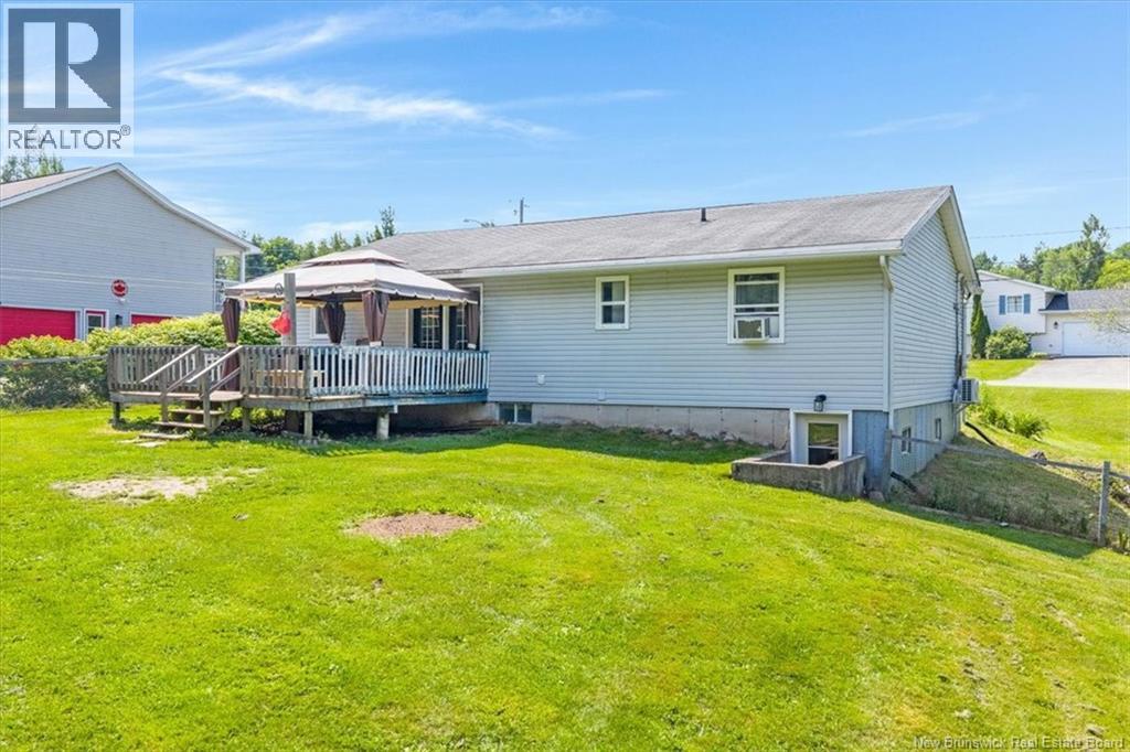 77 Law Avenue - Image 40
