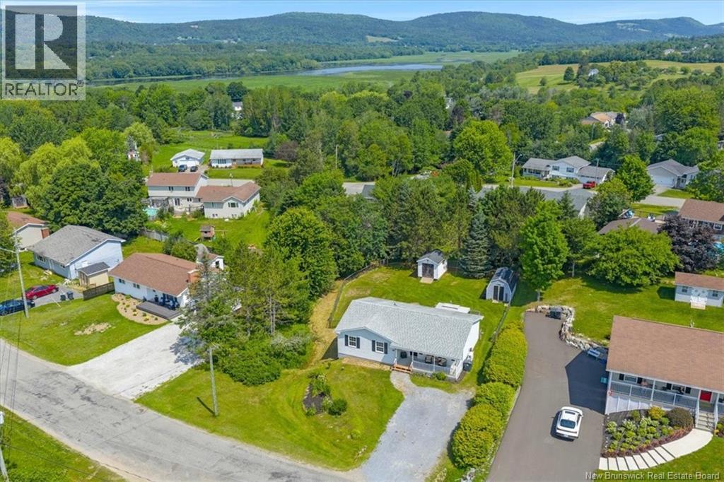 77 Law Avenue - Image 43