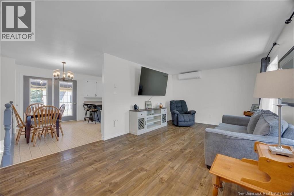 77 Law Avenue - Image 7