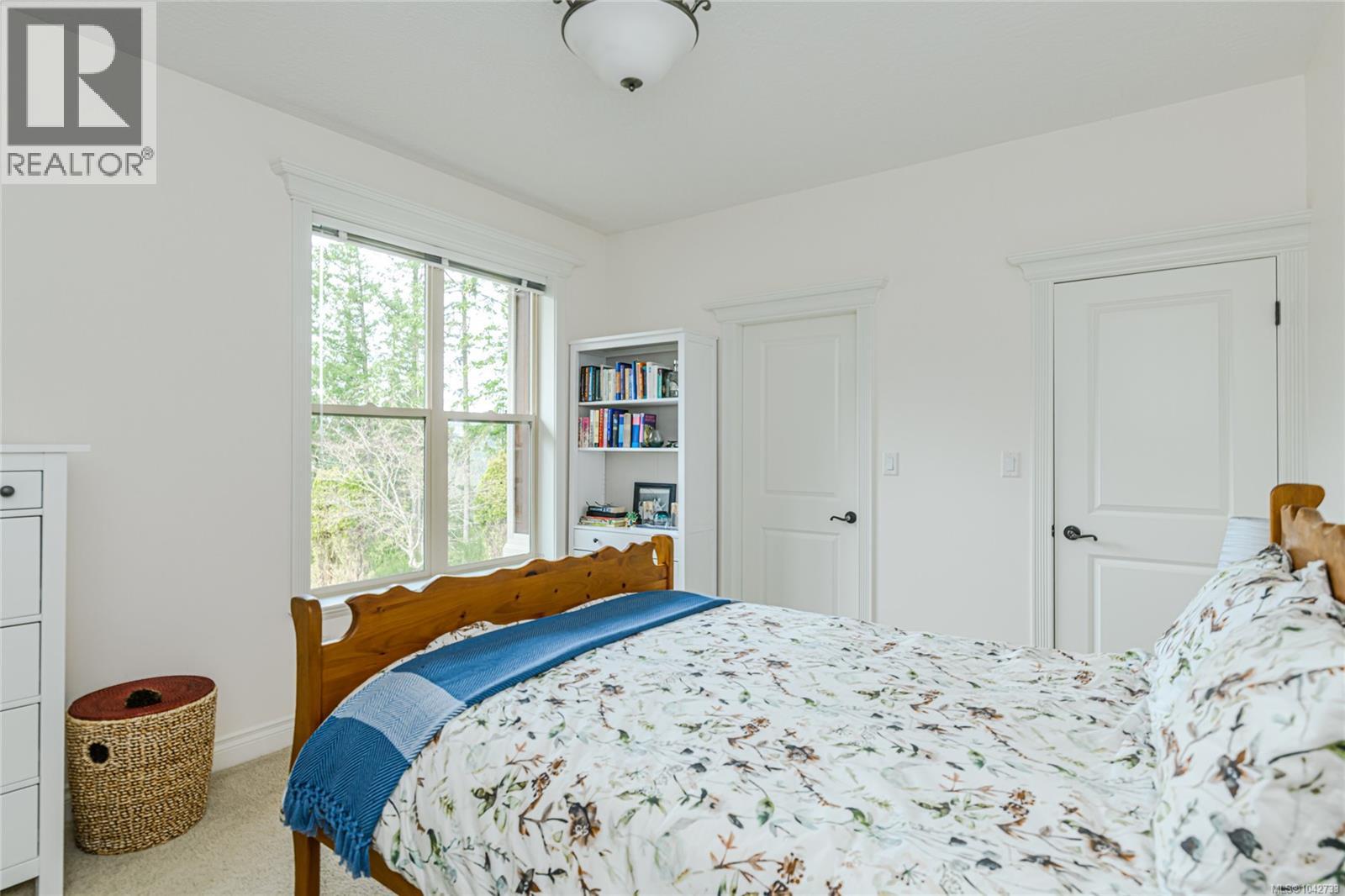 7487 Relke Rd - 36