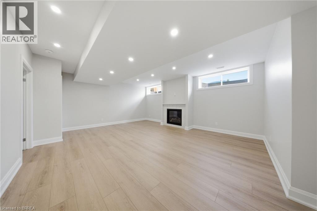 #10 6 BECKETT Drive - 19