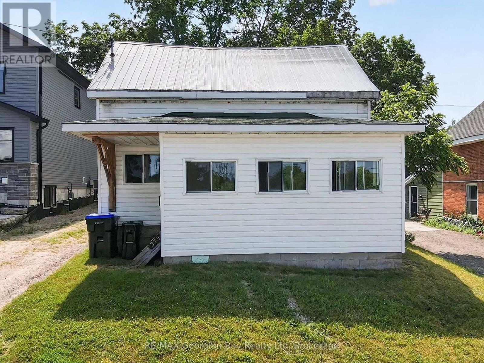 379 GLOUCESTER STREET - 2