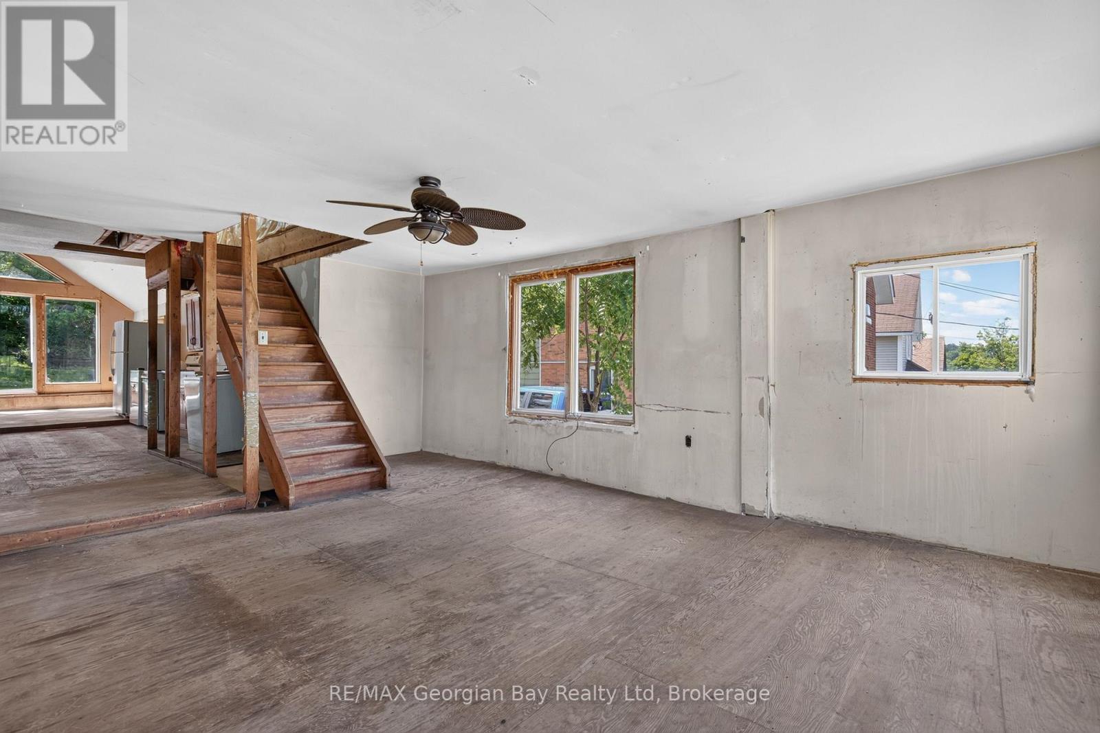 379 GLOUCESTER STREET - 7