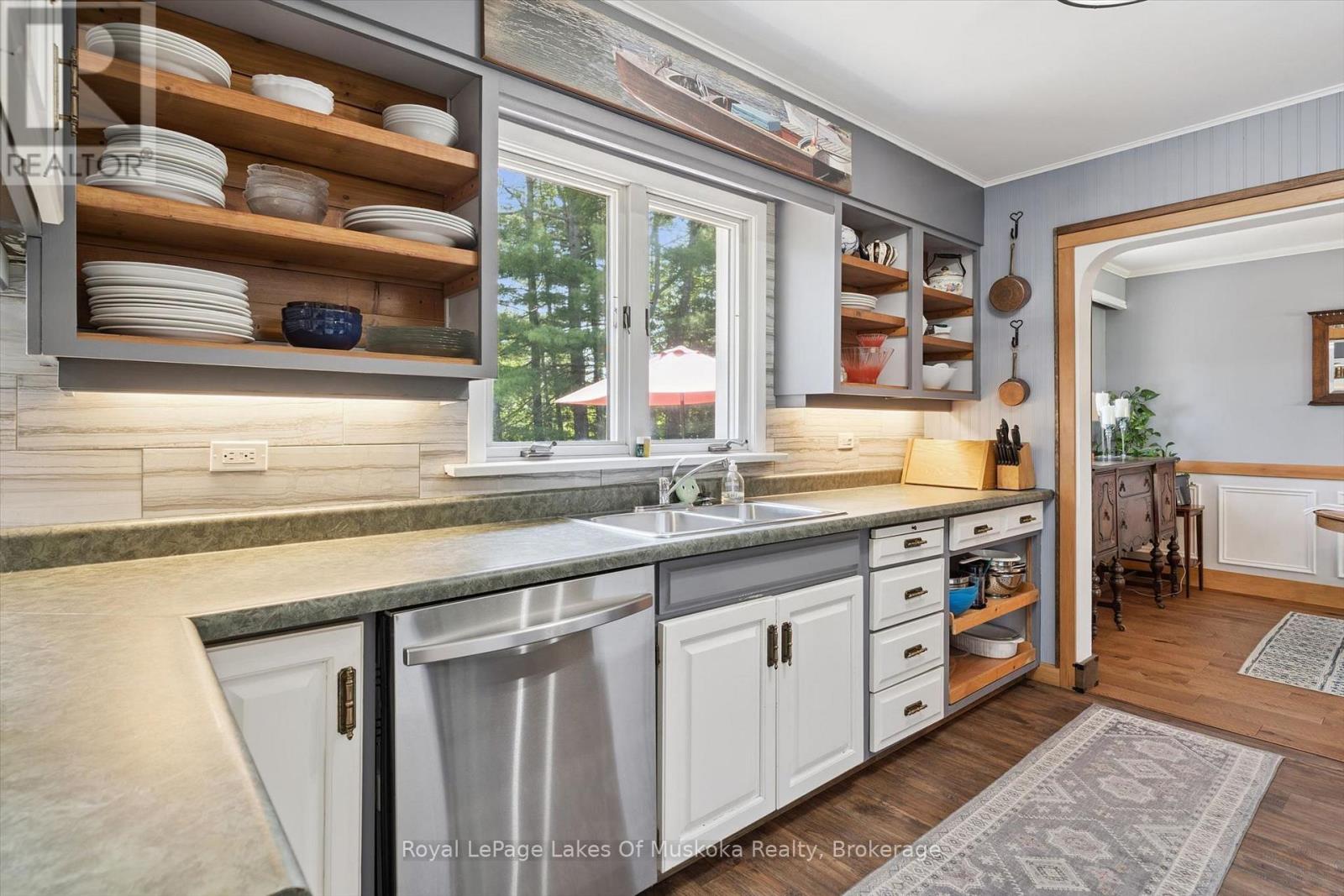 1012 GREY STREET - Image 18