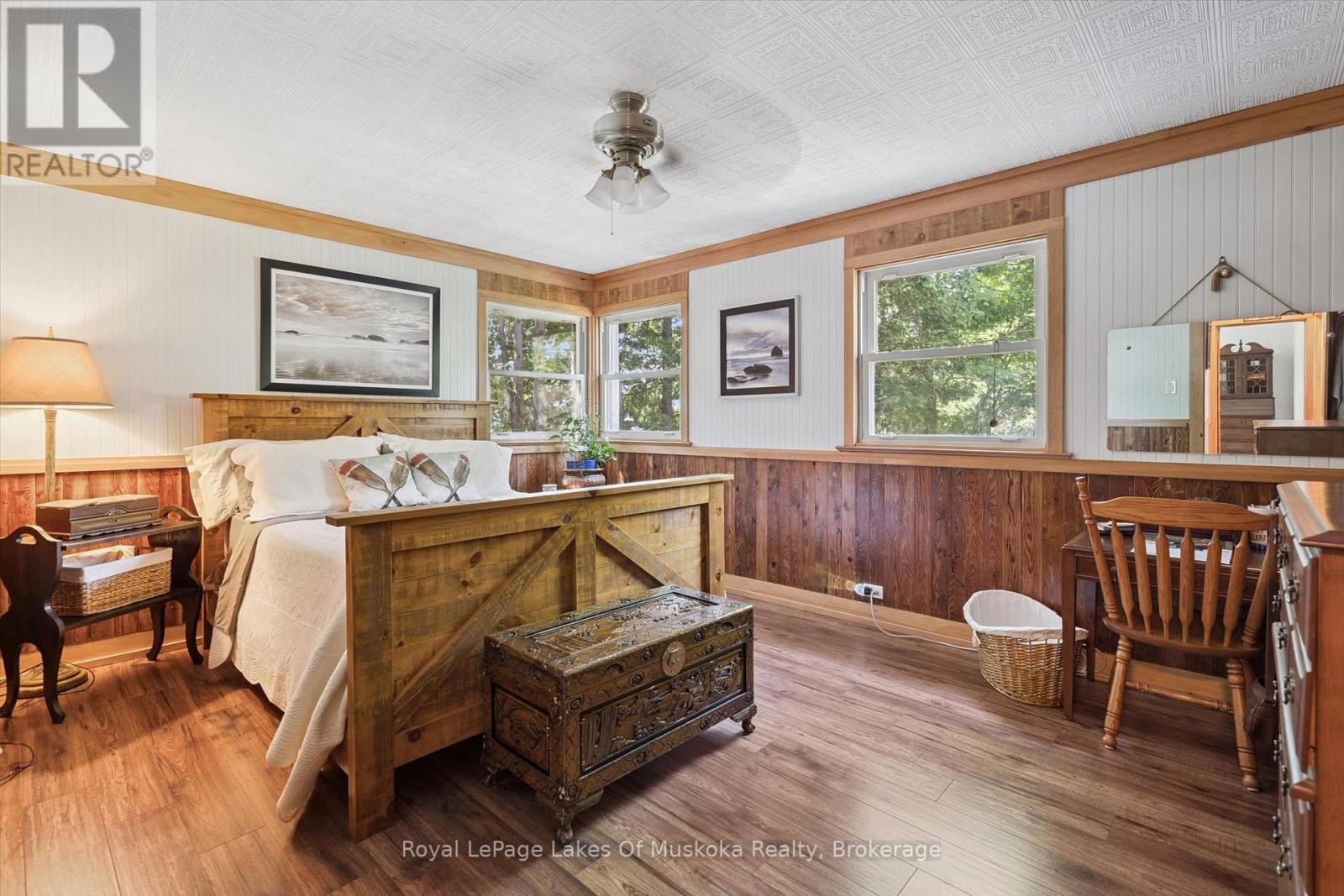 1012 GREY STREET - Image 23