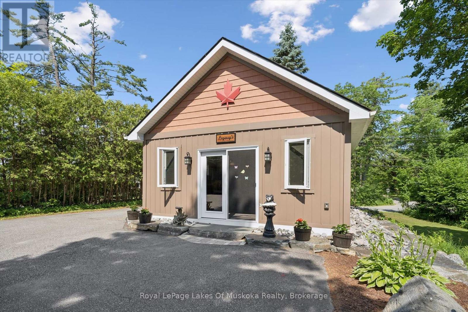 1012 GREY STREET - Image 34