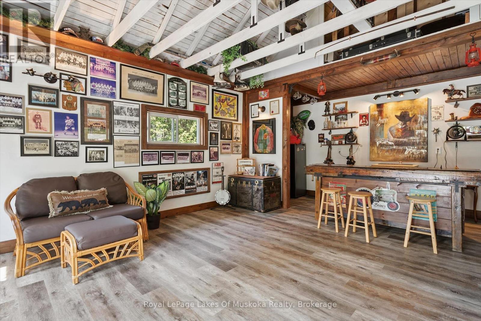 1012 GREY STREET - Image 35