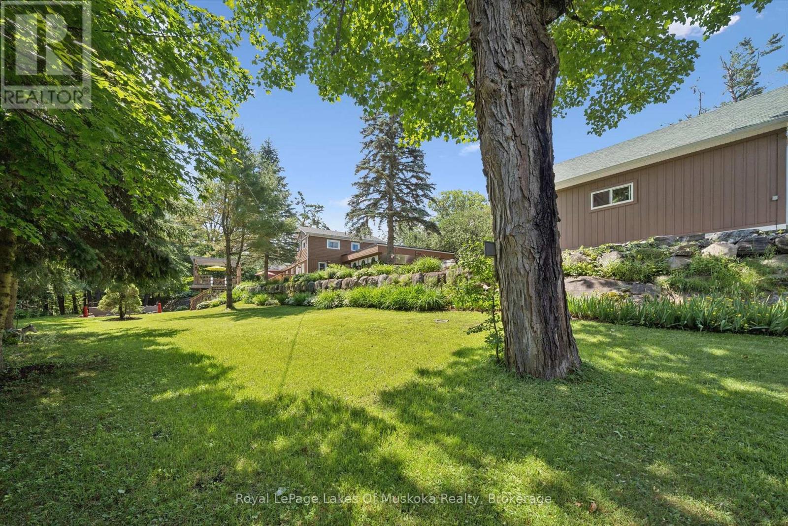 1012 GREY STREET - Image 44