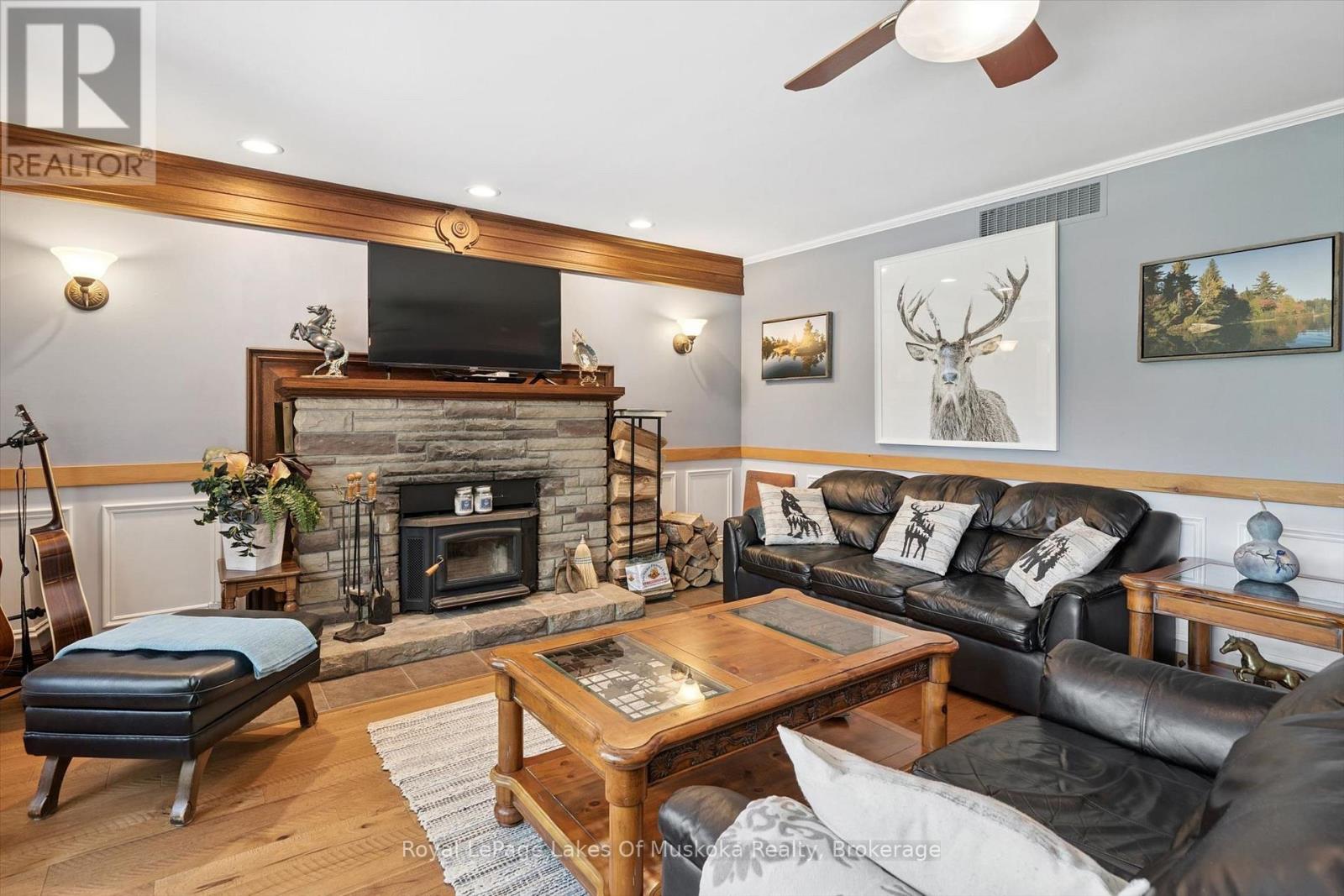 1012 GREY STREET - Image 9