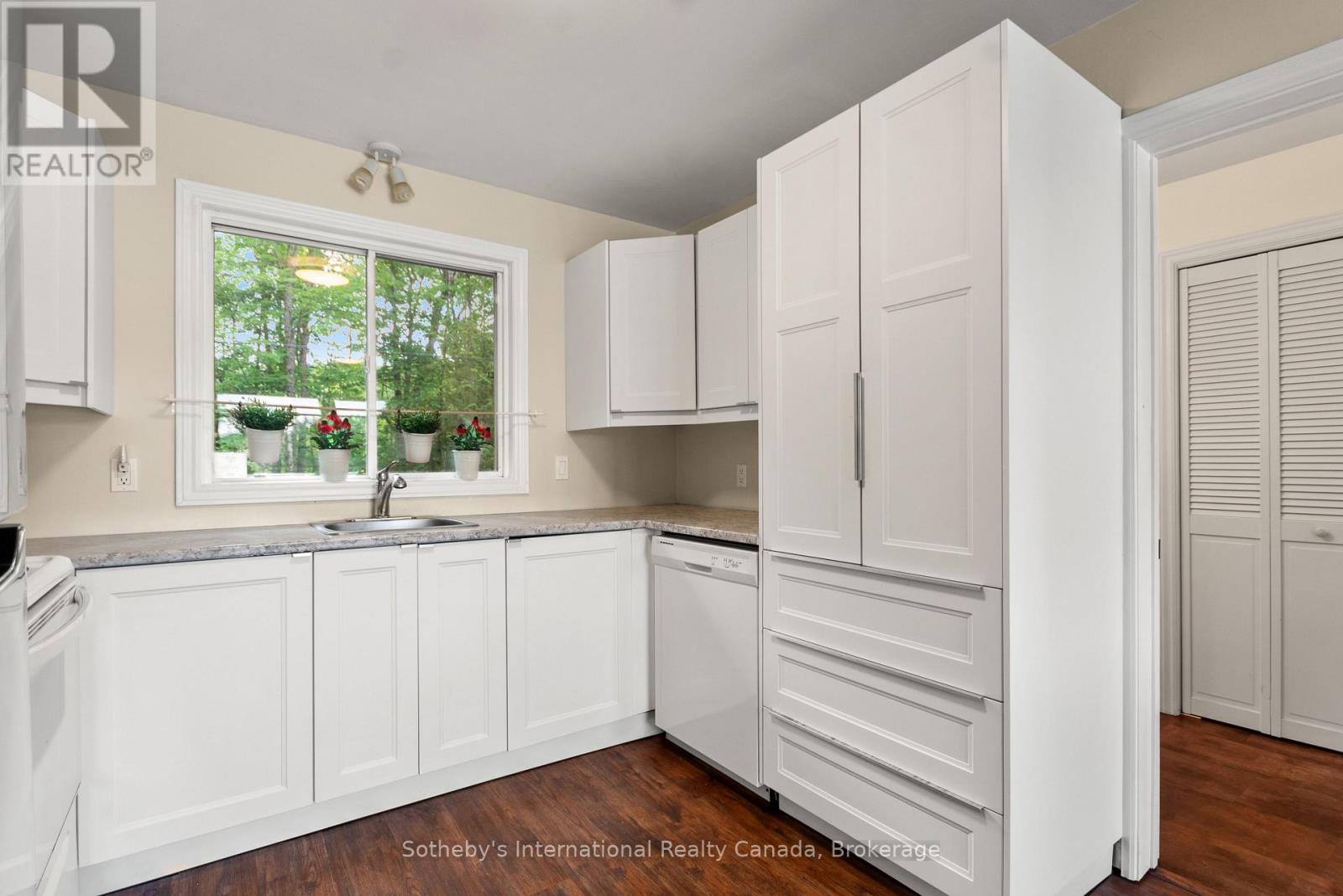834 EASTSHORE ROAD - 7