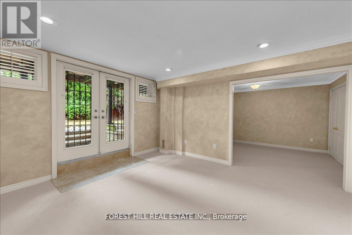 313 BROADWAY AVENUE - Image 38