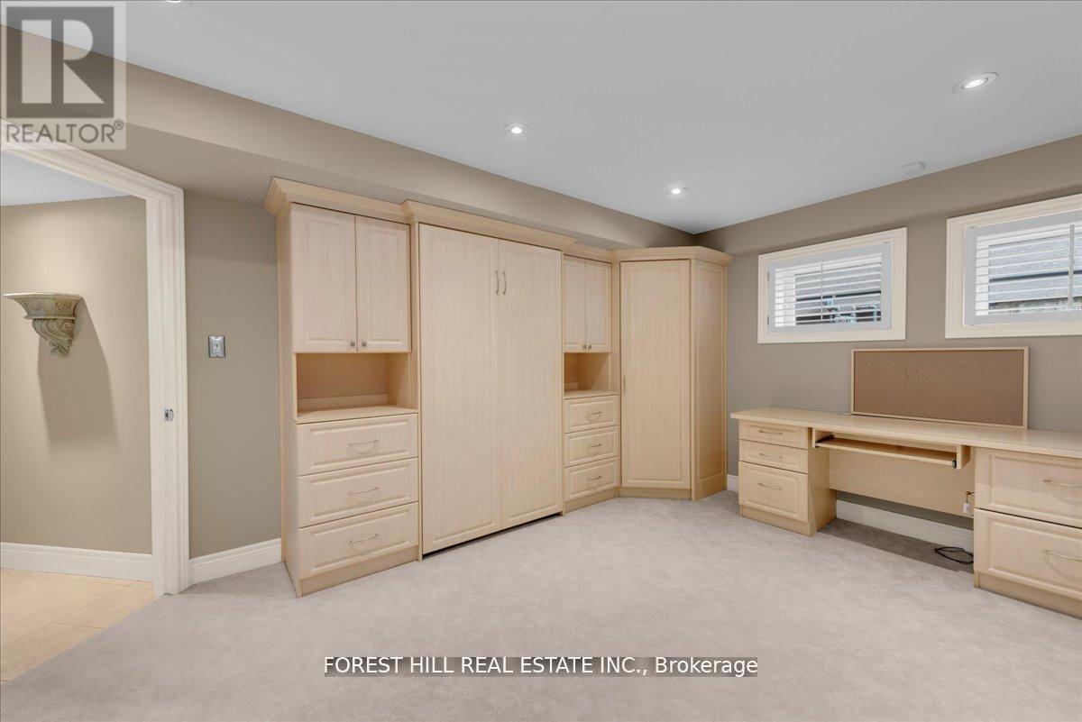 313 BROADWAY AVENUE - Image 40