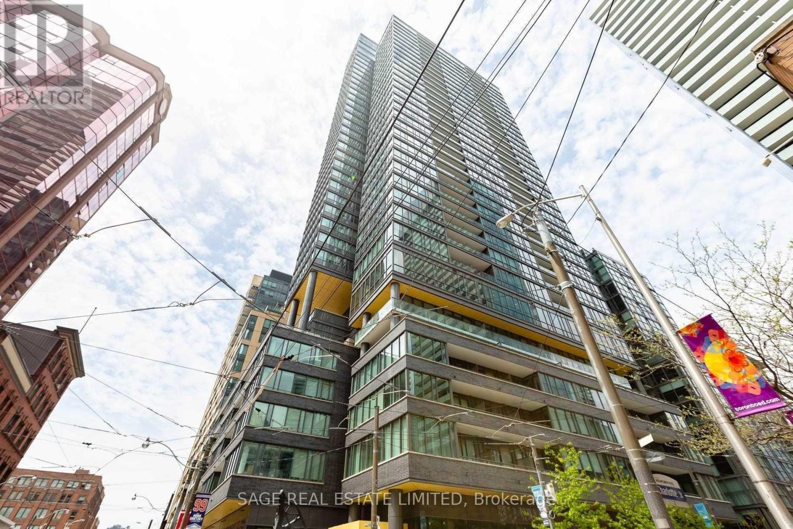 #902 8 CHARLOTTE STREET - 1