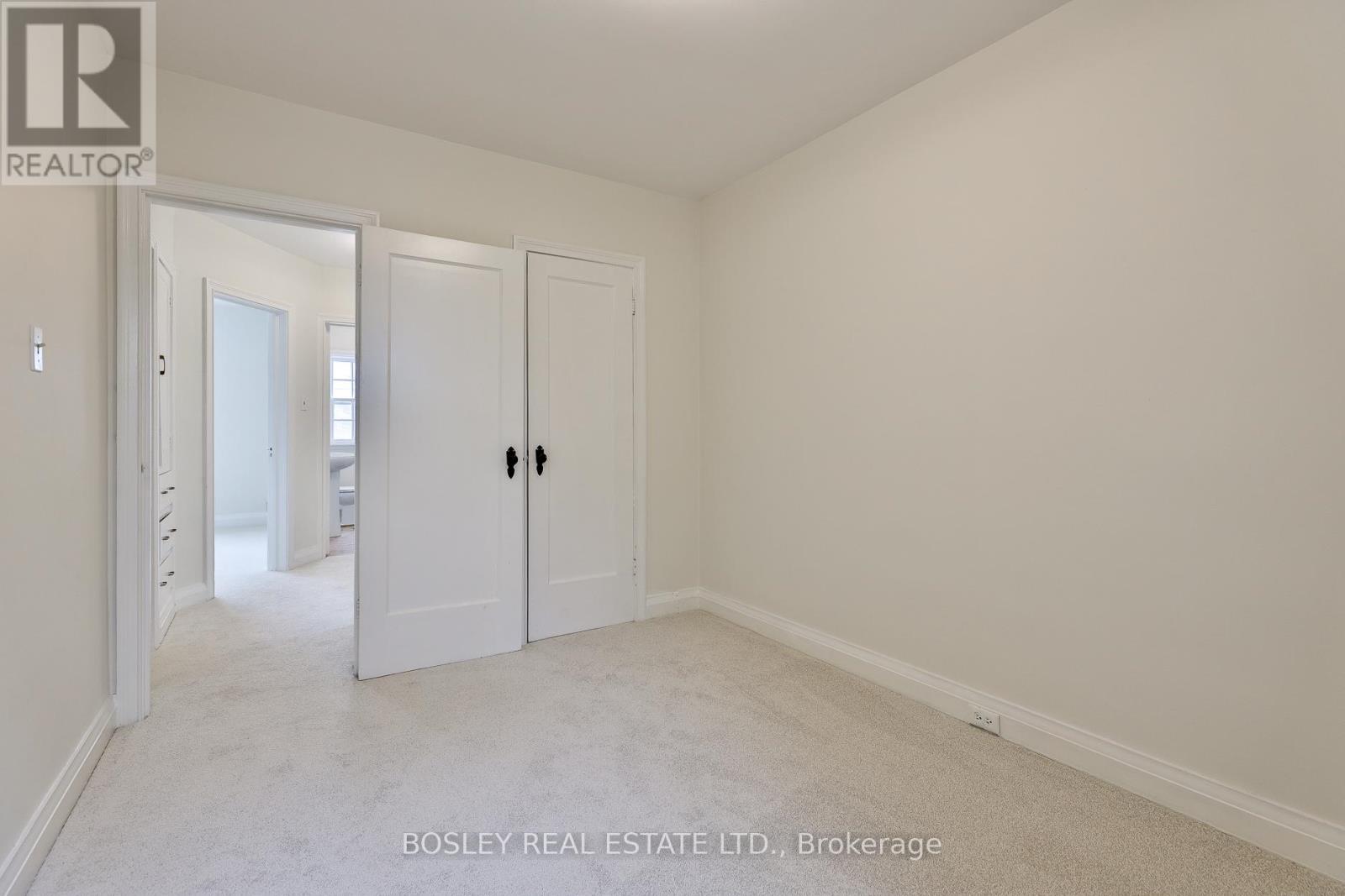 432 BROADWAY AVENUE - 23