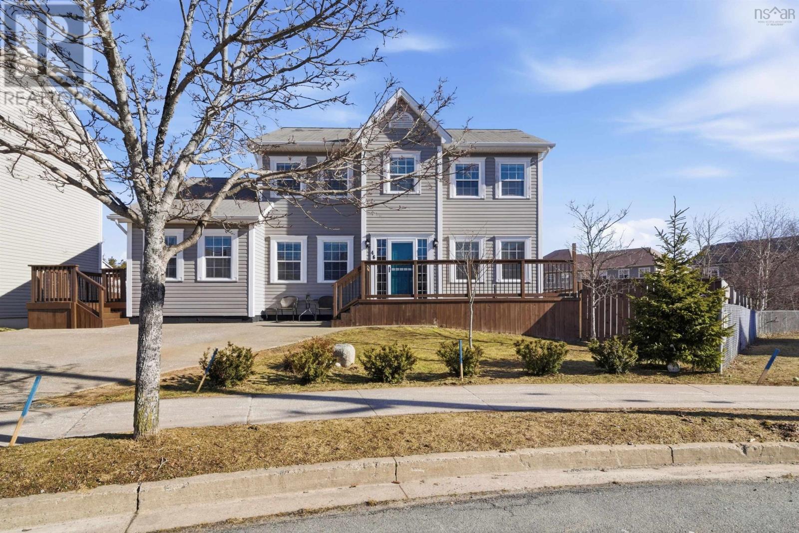 46 Rockpoint Court - 2