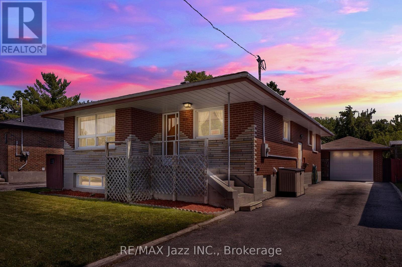 217 ANNIS STREET - 1