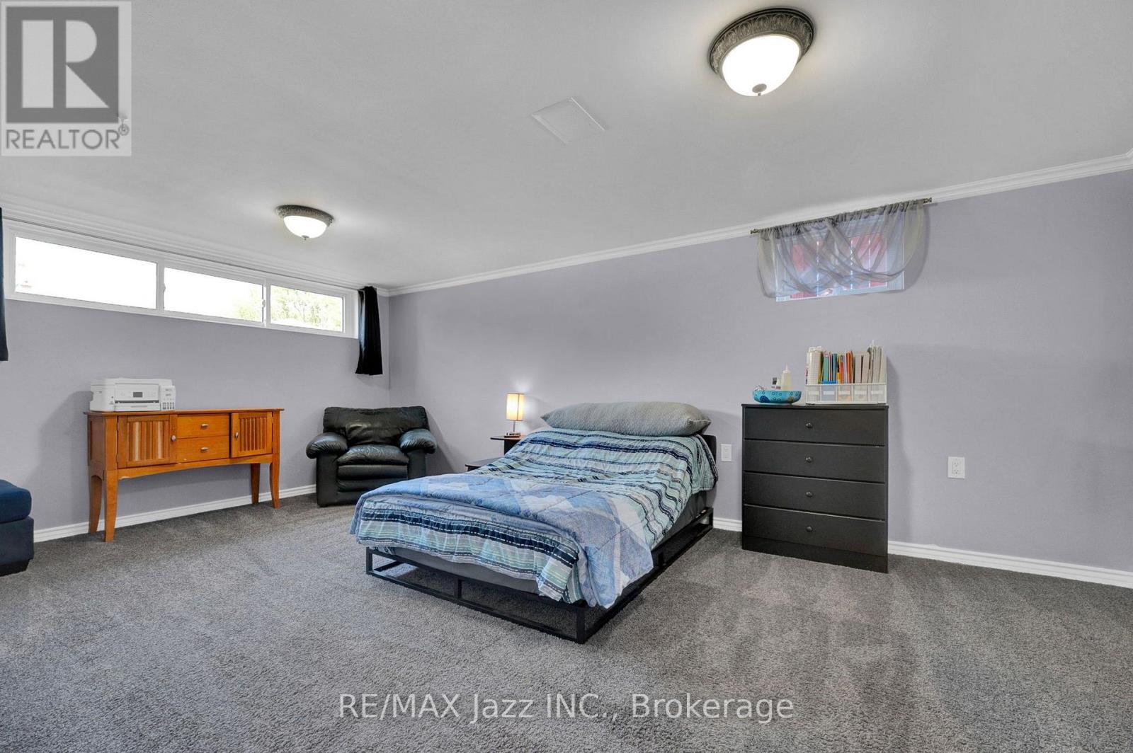 217 ANNIS STREET - 33