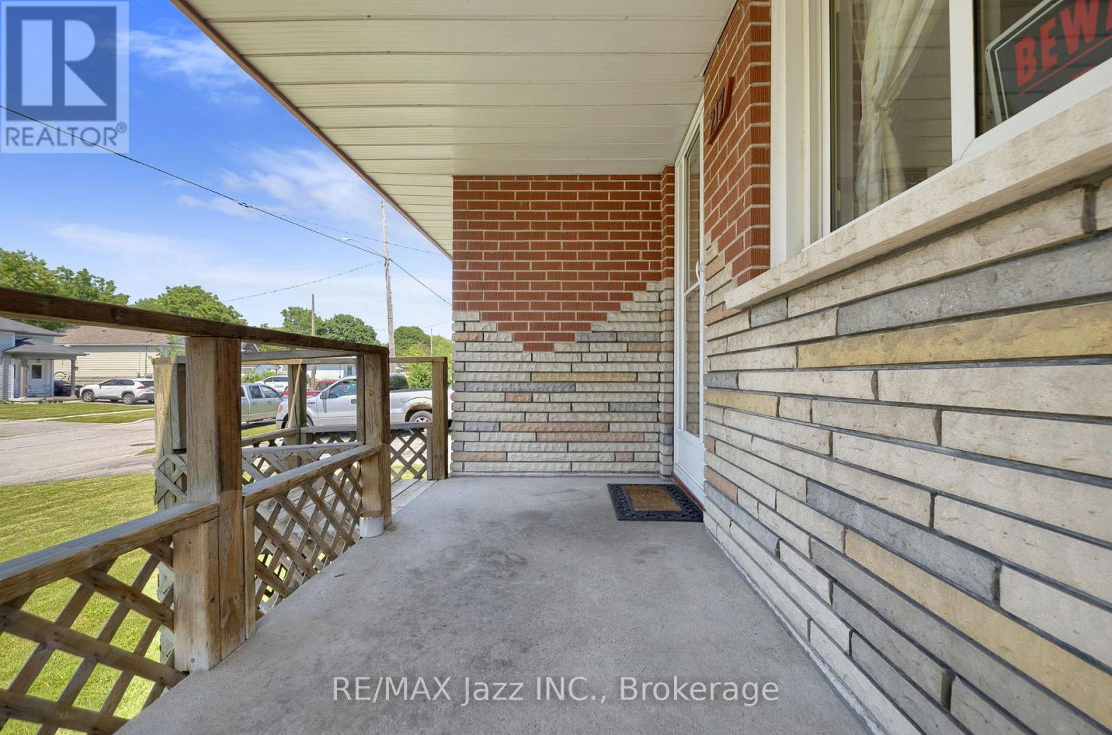217 ANNIS STREET - 45