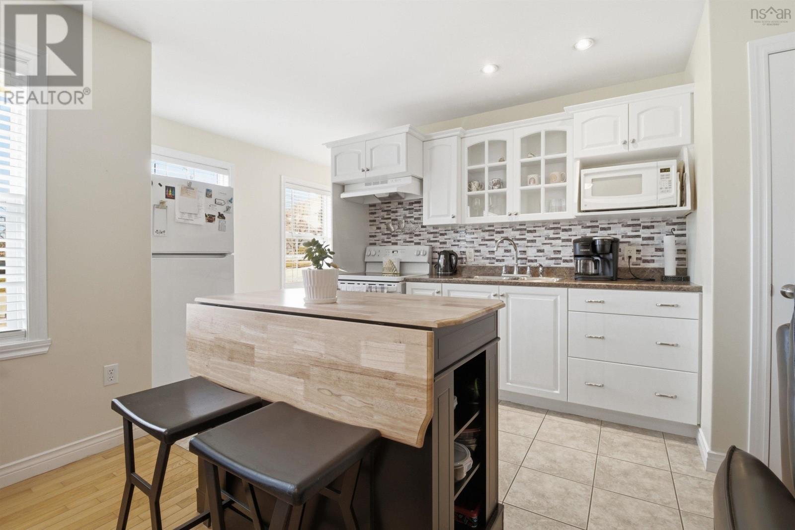 46 Rockpoint Court - 34