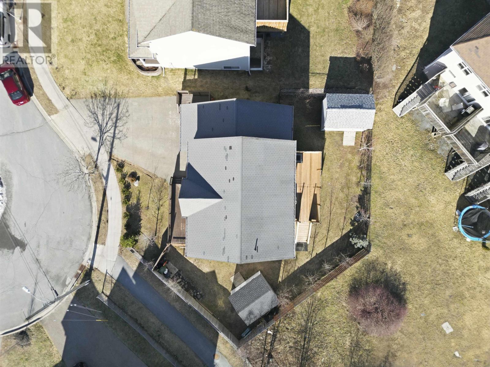 46 Rockpoint Court - 48