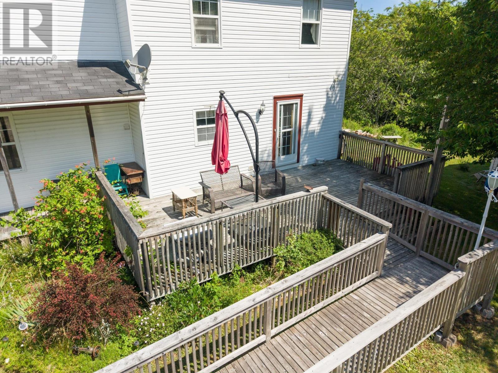 1 Belleville Road - 3