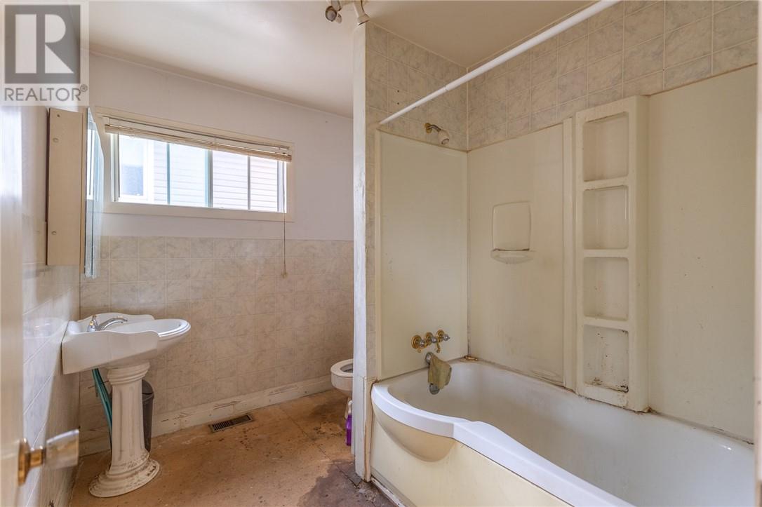 249 Riverside Drive - 12