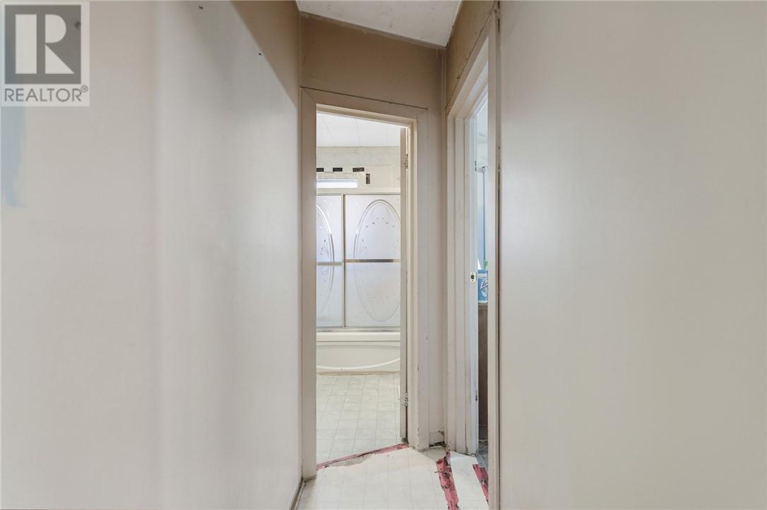 249 Riverside Drive - 20