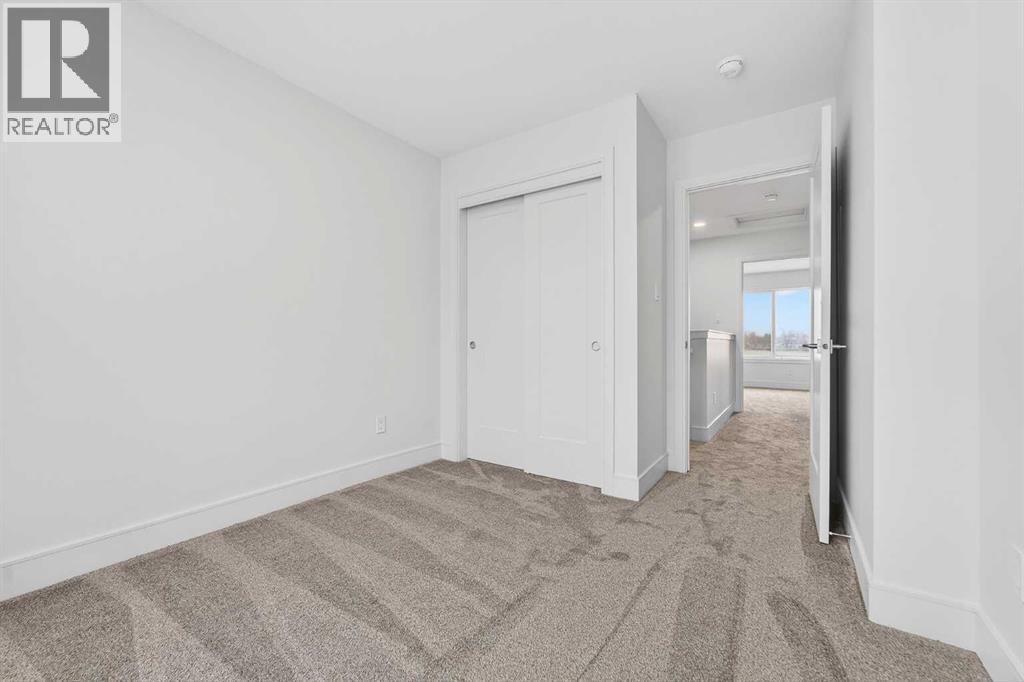 2537 16 Avenue - 27