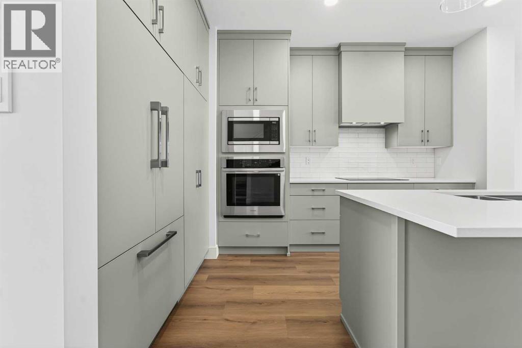 2537 16 Avenue - 12