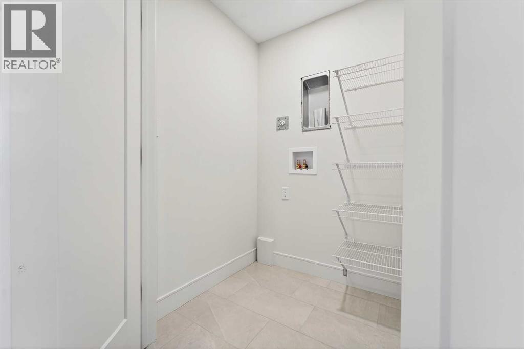 2537 16 Avenue - 30