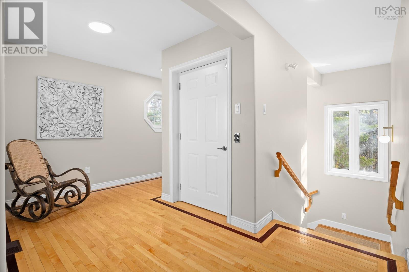 12 Falcon Place - 25