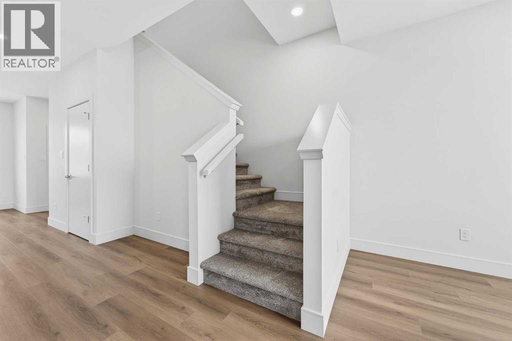 2537 16 Avenue - 19