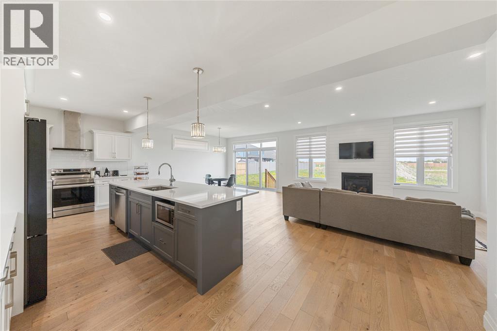 608 SWEETBAY CRESCENT - 5