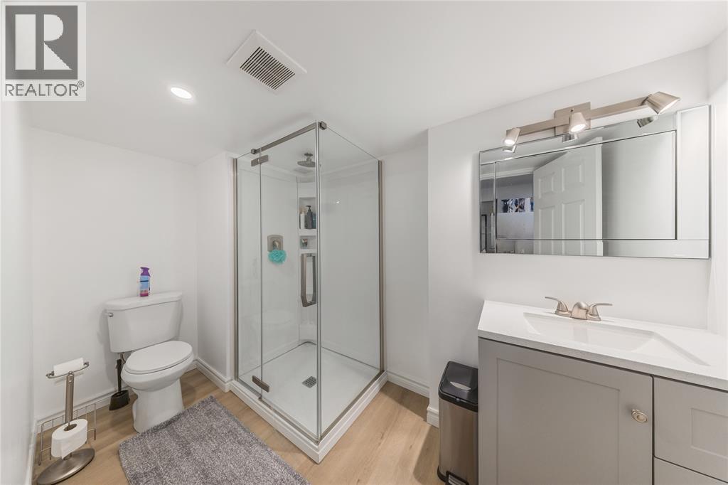 608 SWEETBAY CRESCENT - 38