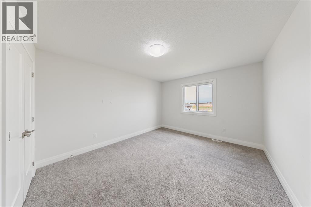 608 SWEETBAY CRESCENT - 29