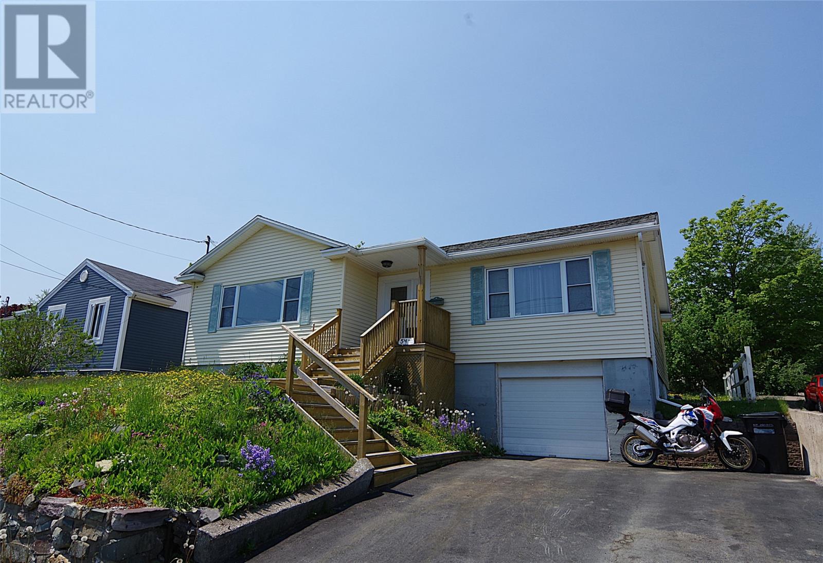 54 Cornwall Avenue - 2