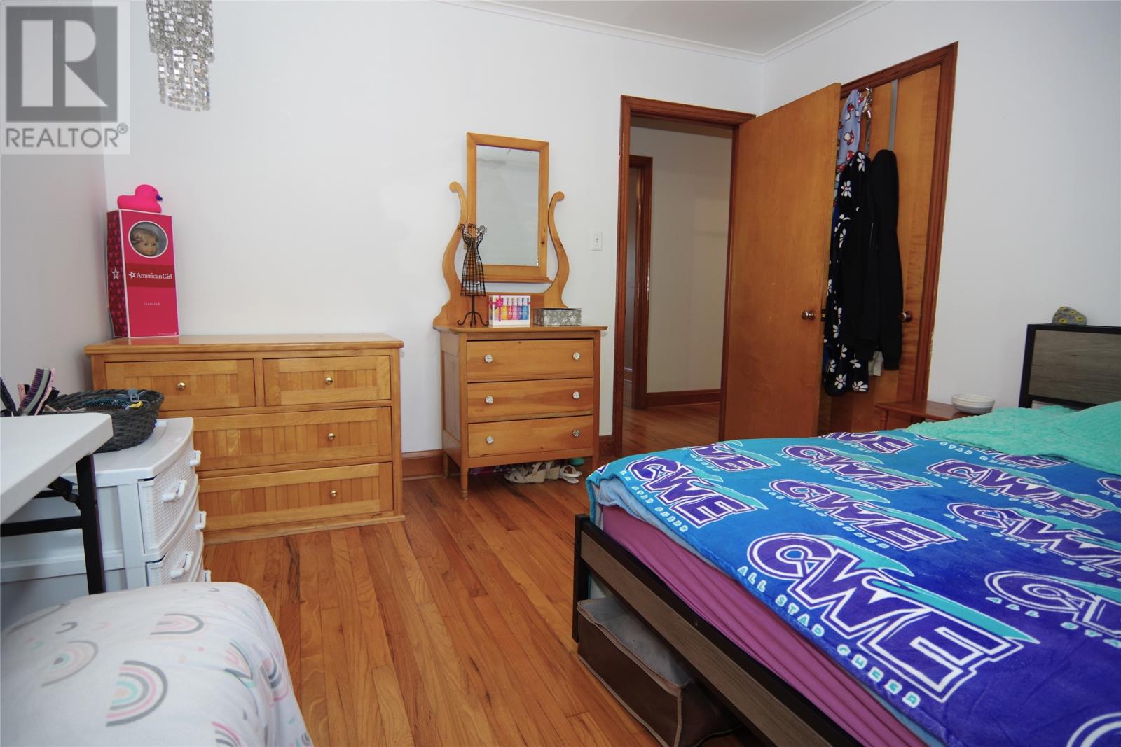 54 Cornwall Avenue - 25