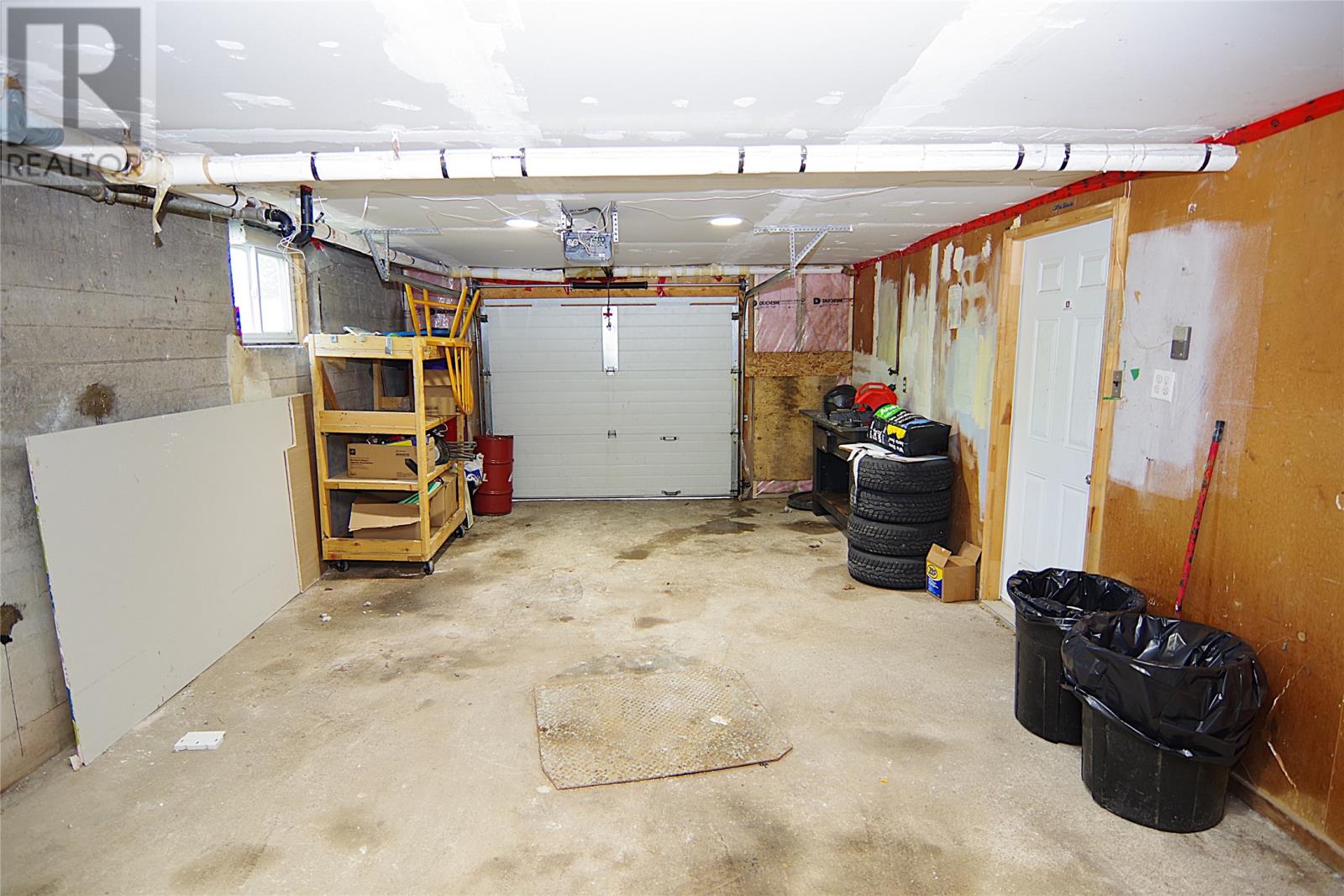 54 Cornwall Avenue - 38