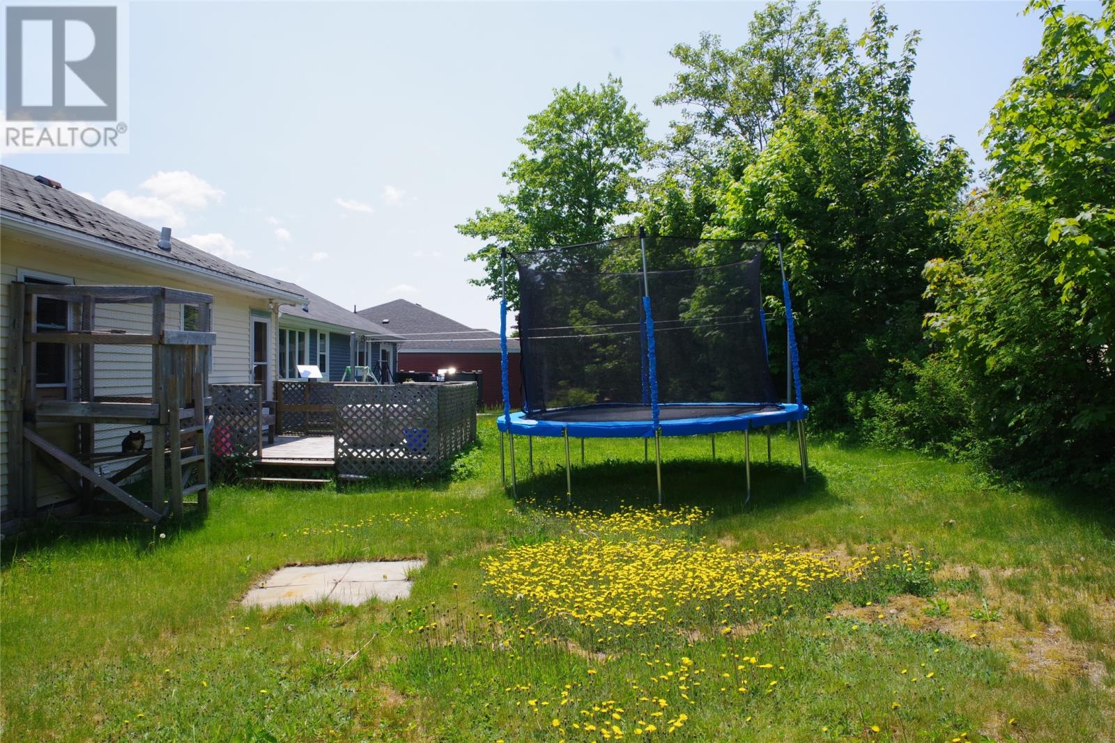 54 Cornwall Avenue - 41